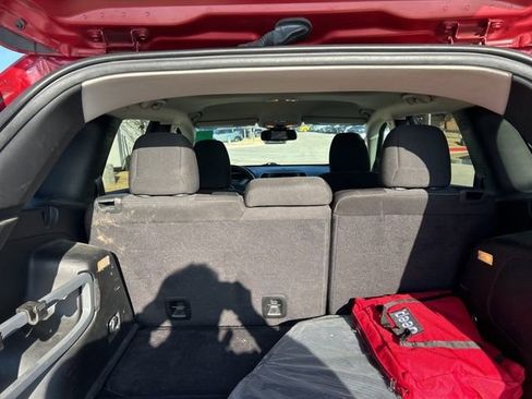 Used 2017 Jeep Cherokee Latitude w/ Safety/Convenience Group image 8