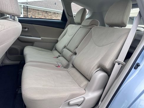 Used 2014 Toyota Prius V Two image 14