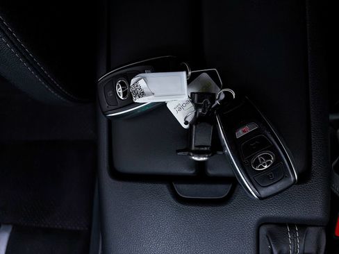 Used 2024 Toyota GR86 Premium RWD image 25