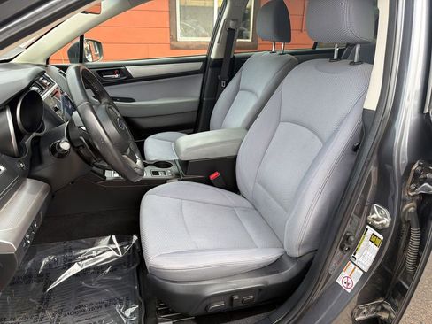 Used 2019 Subaru Outback 2.5i Premium AWD/4WD image 9