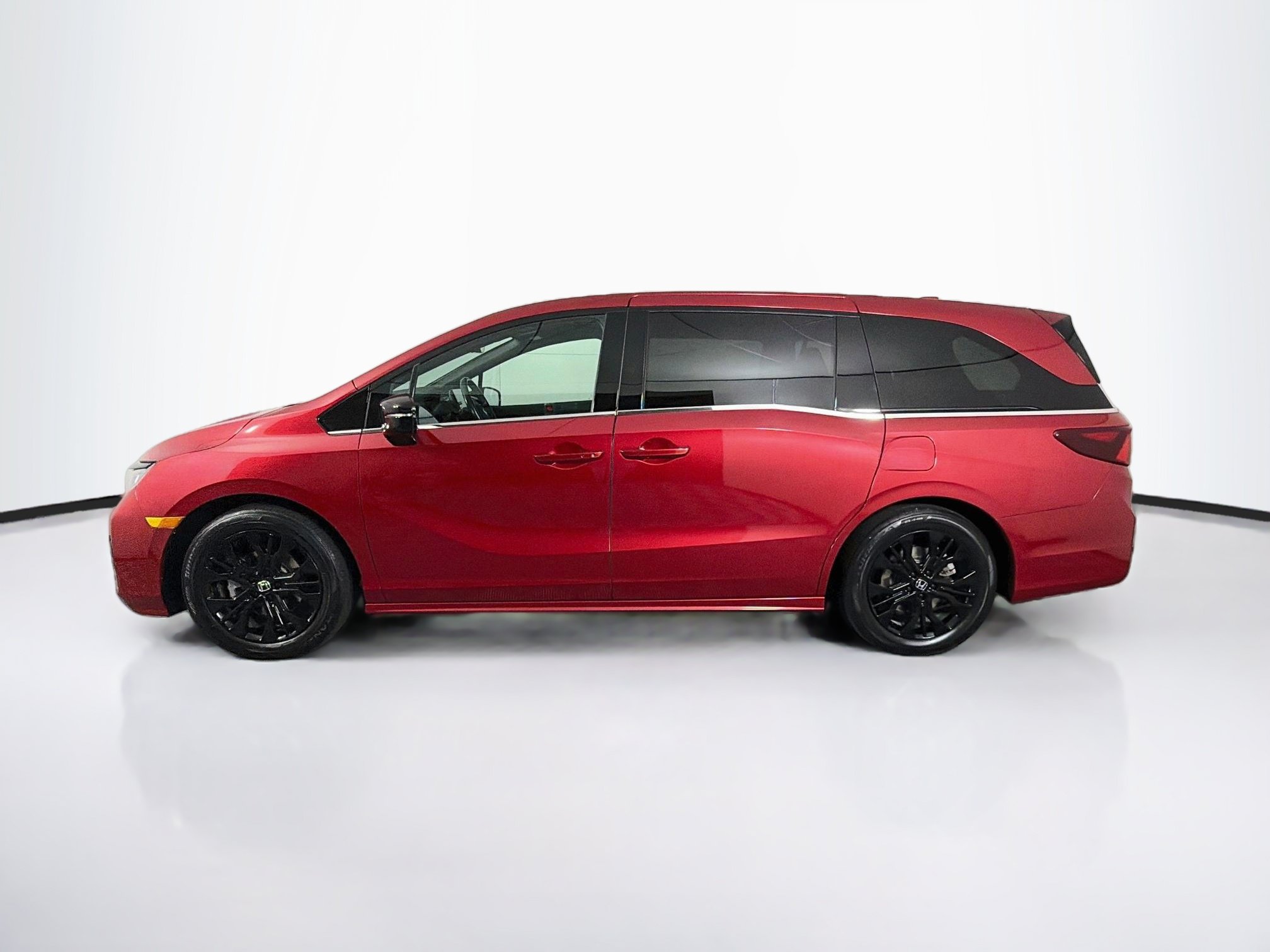 Used 2025 Honda Odyssey Sport-L image 4