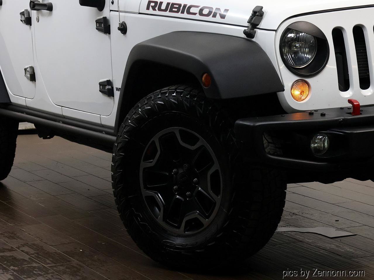 Used 2015 Jeep Wrangler Unlimited Rubicon AWD/4WD image 3