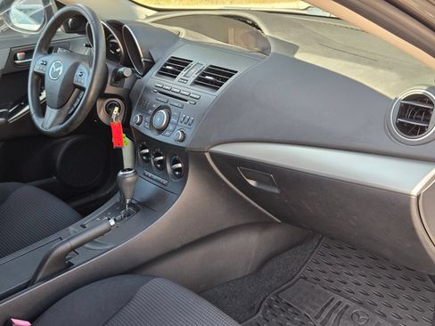 Used 2012 MAZDA MAZDA3 i Touring FWD image 28