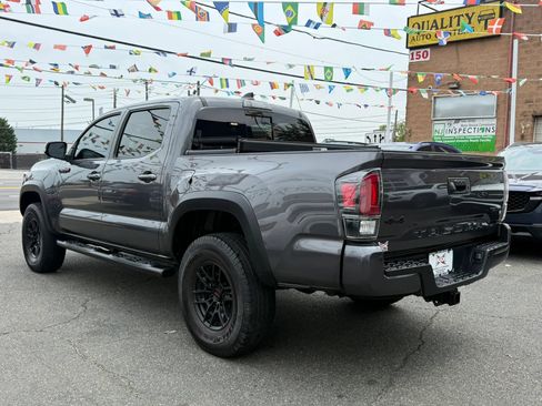 Used 2020 Toyota Tacoma TRD Pro AWD/4WD image 3