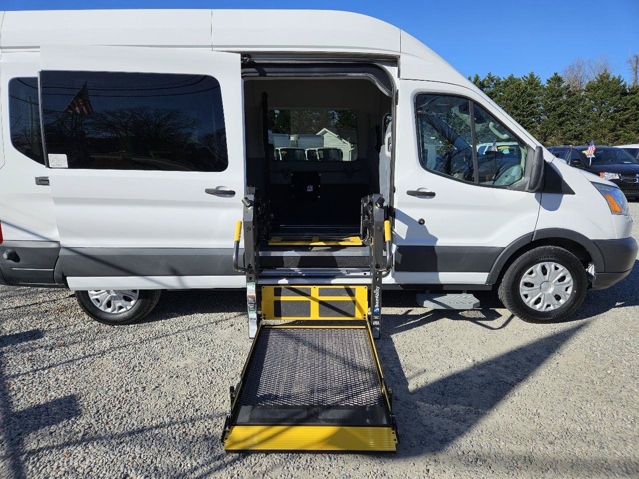 Used 2016 Ford Transit 350 XLT RWD image 32