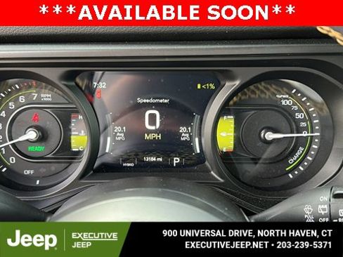 Used 2024 Jeep Wrangler Unlimited w/ Convenience Group image 13