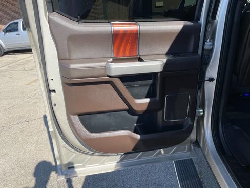 Used 2017 Ford F350 King Ranch w/ King Ranch Ultimate Package image 21