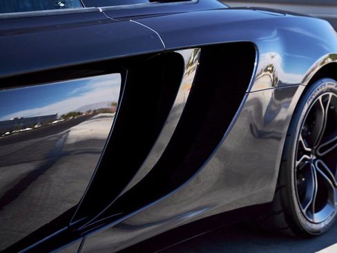 Used 2012 McLaren MP4-12C Coupe image 11