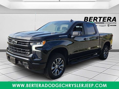 Used 2023 Chevrolet Silverado 1500 RST w/ Convenience Package II image 3