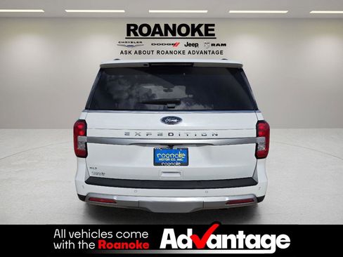 Used 2023 Ford Expedition XLT AWD/4WD image 10