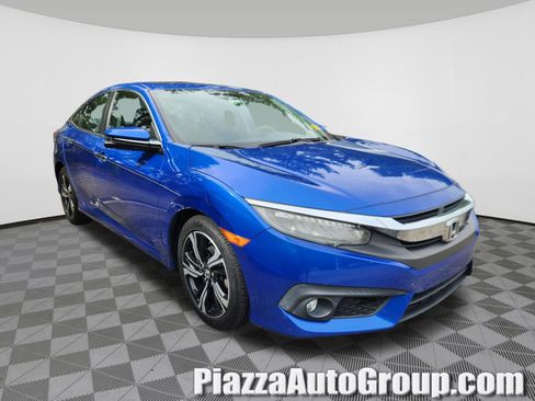 Used 2016 Honda Civic Touring image 1