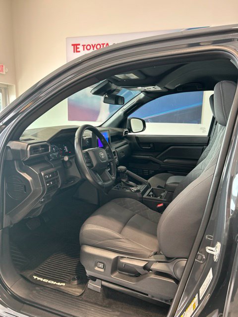 Used 2024 Toyota Tacoma SR AWD/4WD image 19