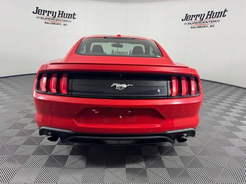 Used 2018 Ford Mustang Premium RWD image 8