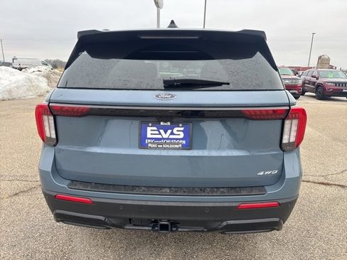 New 2026 Ford Explorer ST-Line w/ ST-Line Street Pack image 6