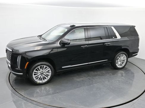 New 2026 Cadillac Escalade ESV Luxury image 24