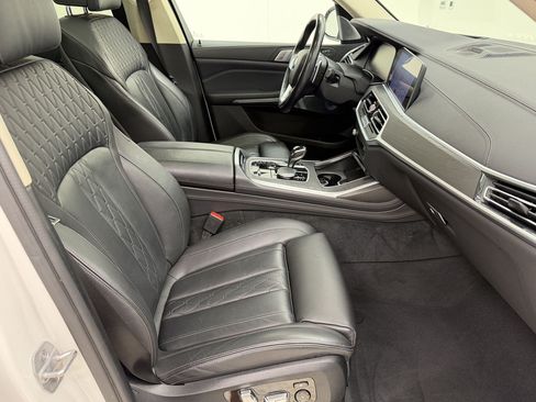 Used 2020 BMW X7 xDrive40i w/ Premium Package AWD/4WD image 24