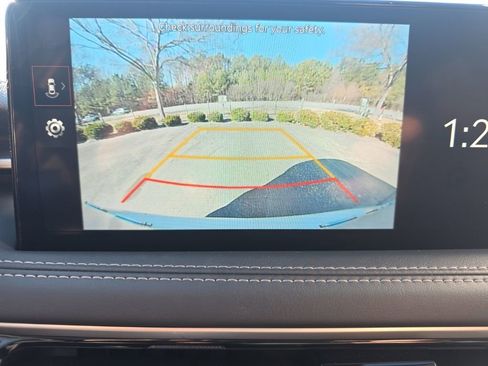 Used 2025 Genesis G70 2.5T image 31