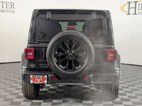 Used 2025 Jeep Wrangler Unlimited Sahara image 6