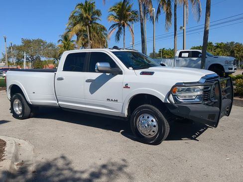 Used 2022 RAM 3500 Laramie image 2