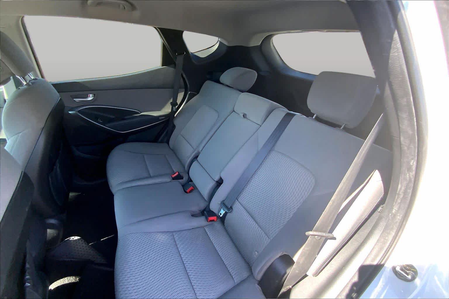 Used 2018 Hyundai Santa Fe Sport FWD image 21