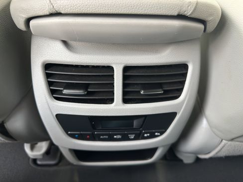 Used 2015 Acura MDX SH-AWD w/ Technology Package image 16