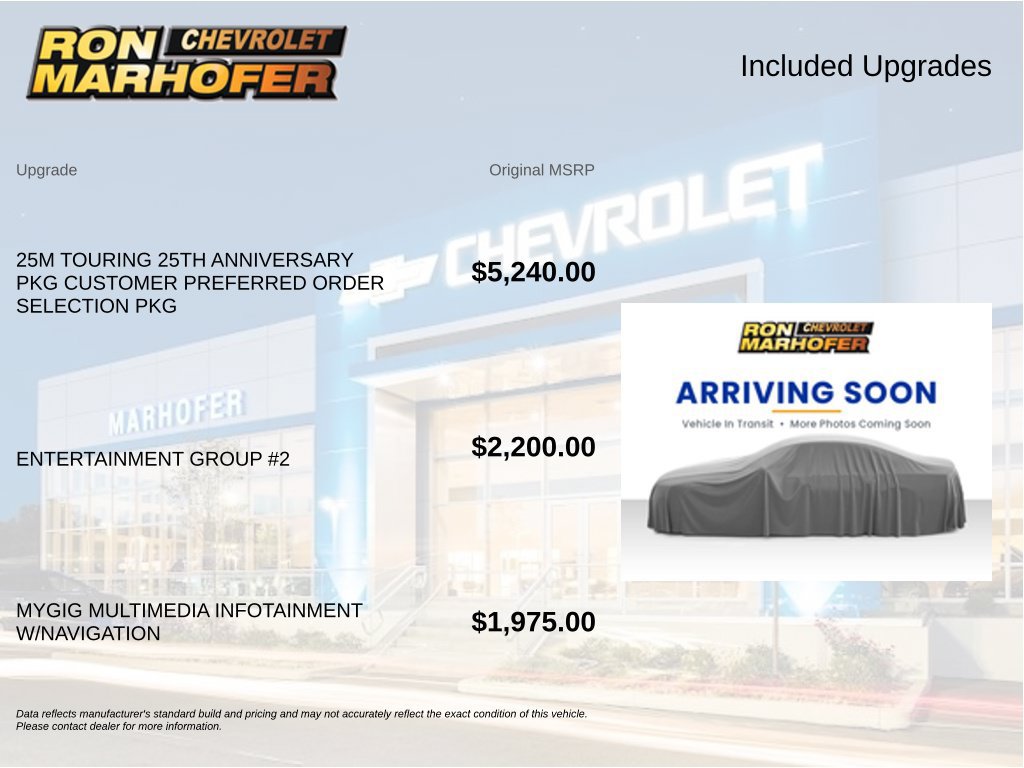 Used 2009 Chrysler Town & Country Touring FWD image 2