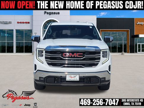 Used 2024 GMC Sierra 1500 SLT RWD image 6