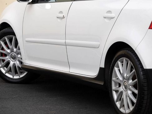 Used 2007 Volkswagen GTI 4-Door FWD image 47
