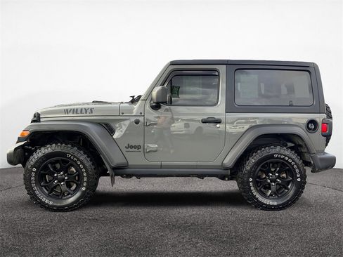Used 2022 Jeep Wrangler Willys image 2