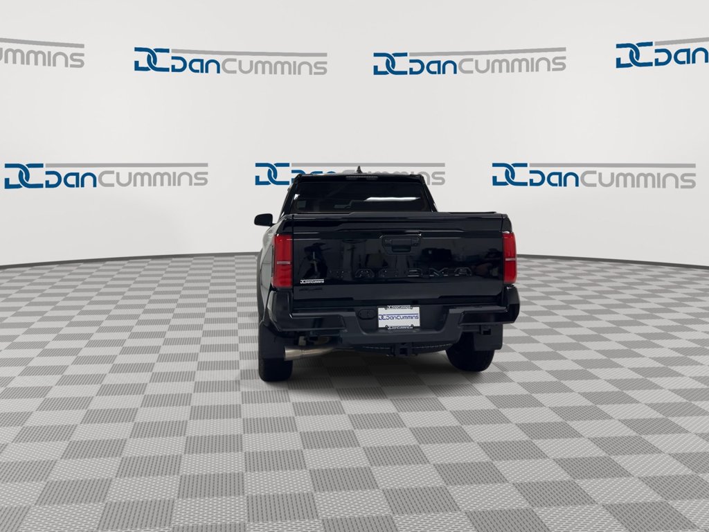 Used 2025 Toyota Tacoma TRD Off-Road AWD/4WD image 7