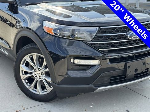 Used 2023 Ford Explorer XLT w/ Equipment Group 202A image 6