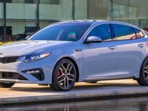 Used 2019 Kia Optima LX FWD image 1