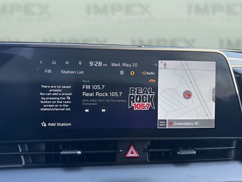 Used 2024 Kia Sportage EX FWD image 17