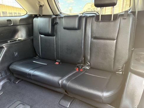 Used 2019 Toyota Highlander XLE FWD image 26