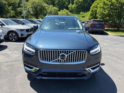 Used 2025 Volvo XC90 T8 Plus w/ Protection Package Premier AWD/4WD image 5