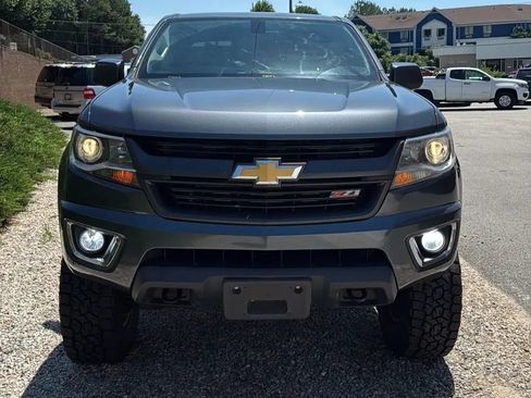 Used 2017 Chevrolet Colorado Z71 AWD/4WD image 4