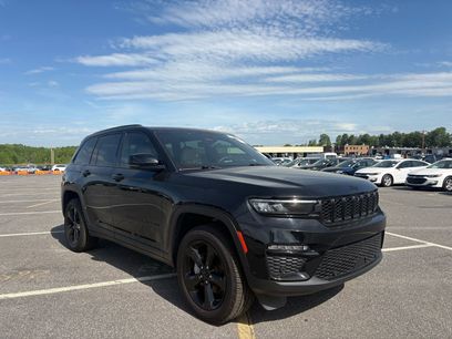 Used 2023 Jeep Grand Cherokee Limited w/ Luxury Tech Group II