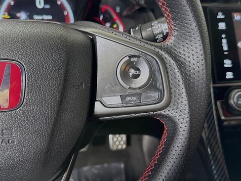 Used 2017 Honda Civic Type R image 15