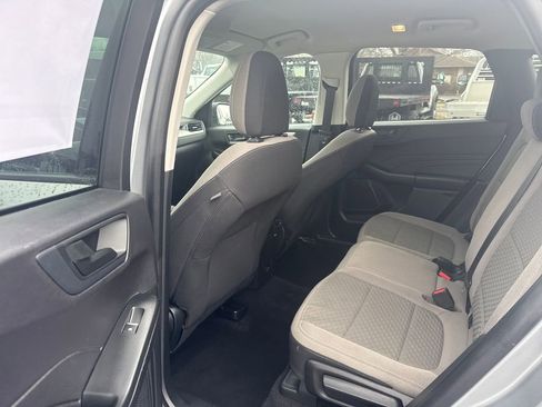 Used 2022 Ford Escape SE w/ Cold Weather Package image 14