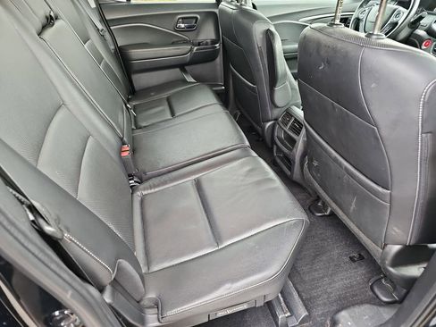 Used 2023 Honda Ridgeline RTL image 12