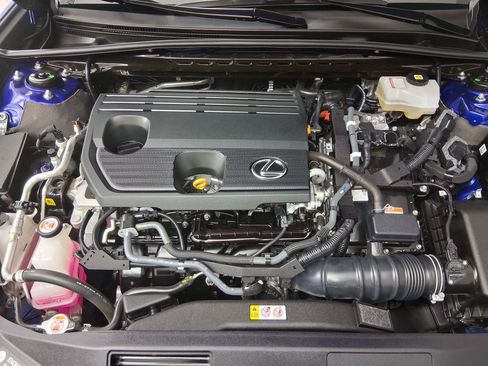 Used 2023 Lexus ES 300h F Sport image 34