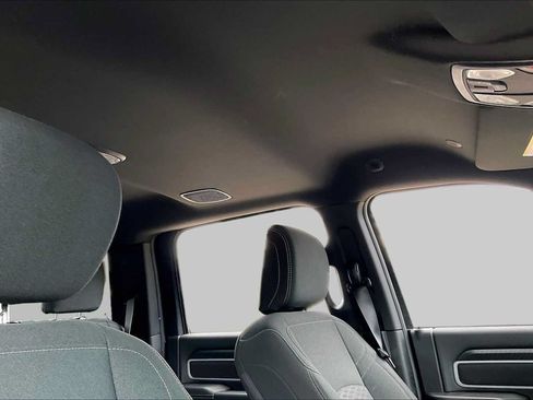 Certified 2025 RAM 2500 Big Horn AWD/4WD image 14