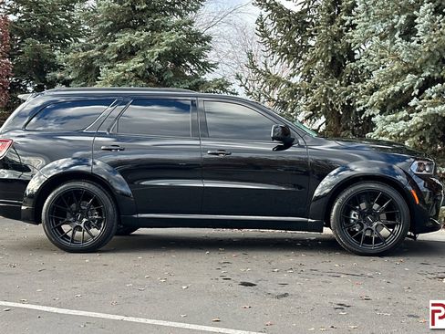 Used 2025 Dodge Durango R/T w/ Blacktop Package image 3