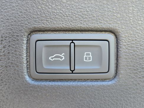 New 2025 Audi Q7 3.0T Premium Plus AWD/4WD image 24