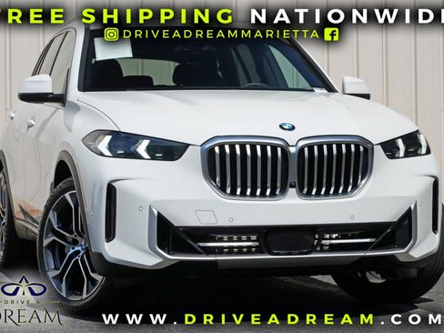 Used 2024 BMW X5 xDrive40i w/ Parking Assistance Package AWD/4WD image 2