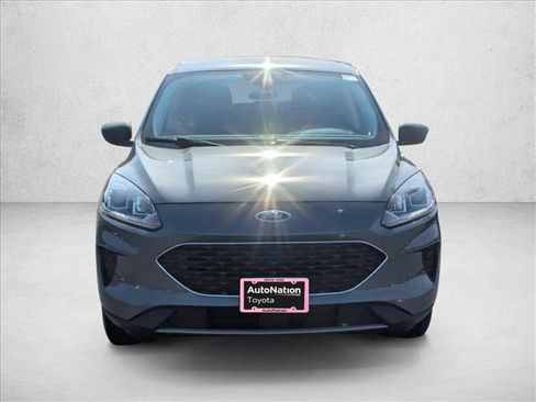 Used 2022 Ford Escape SE w/ Convenience Package image 2