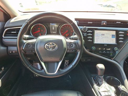 Used 2020 Toyota Camry TRD FWD image 11