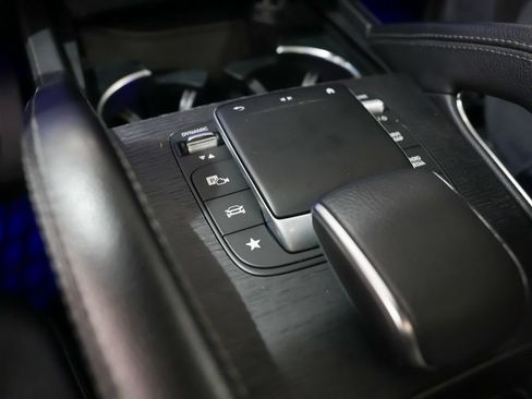 Used 2022 Mercedes-Benz GLE 450 4MATIC image 31