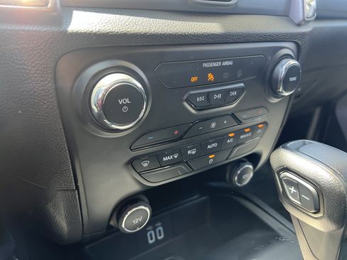 Used 2021 Ford Ranger XLT image 26