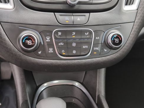 Used 2023 Chevrolet Malibu LT image 18